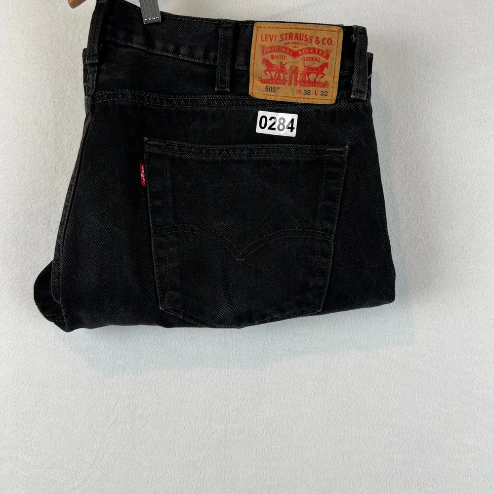 Levis 505 Jeans Mens 38x32 Regular Fit Black Denim Pants Classic‎ Casual